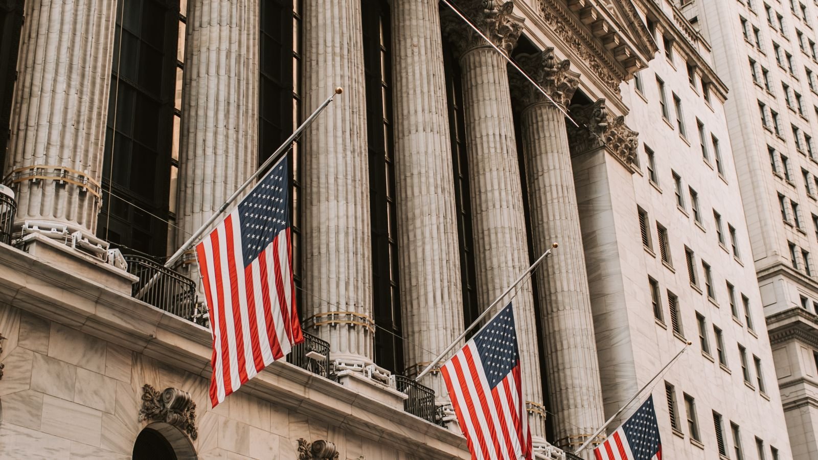 Wall Street Braces for the Fed: 10-Year Yield Hits Highest Level Since 2007